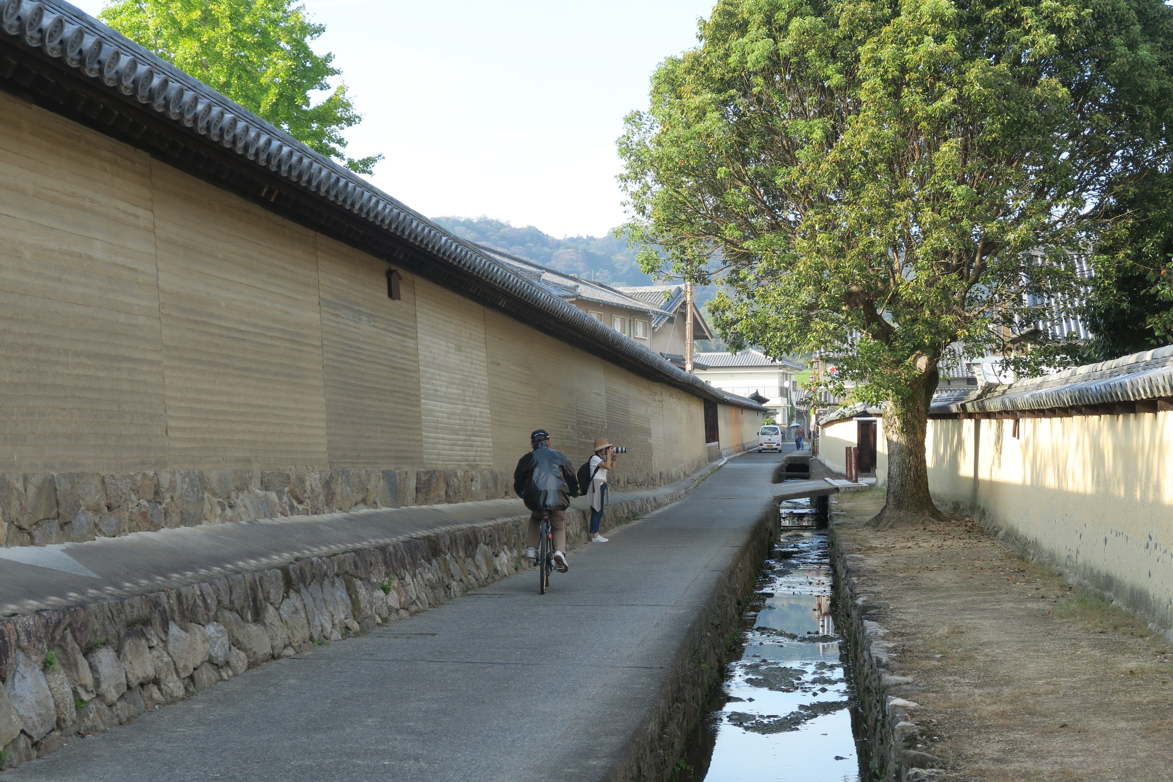 趣きのある道が続きます。